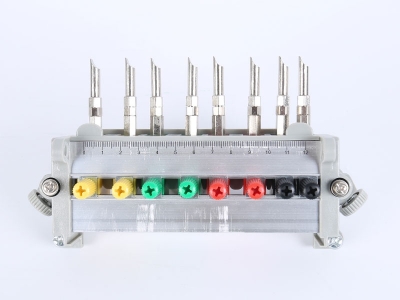 HH2018A三相鋁合金背出線(xiàn)表座（8滑塊,165、180、200MM孔距，M8螺桿）